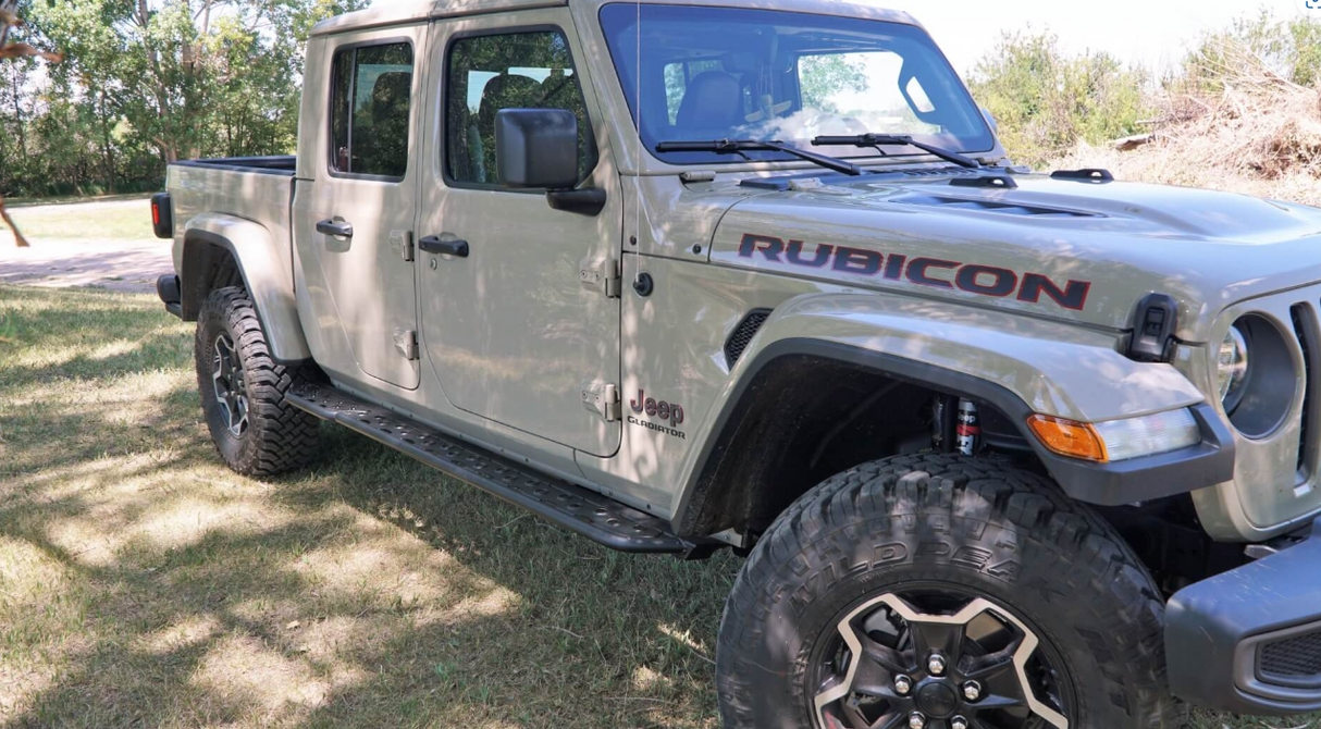 TNT Customs Jeep Gladiator JT Rock Sliders Expedition Serie